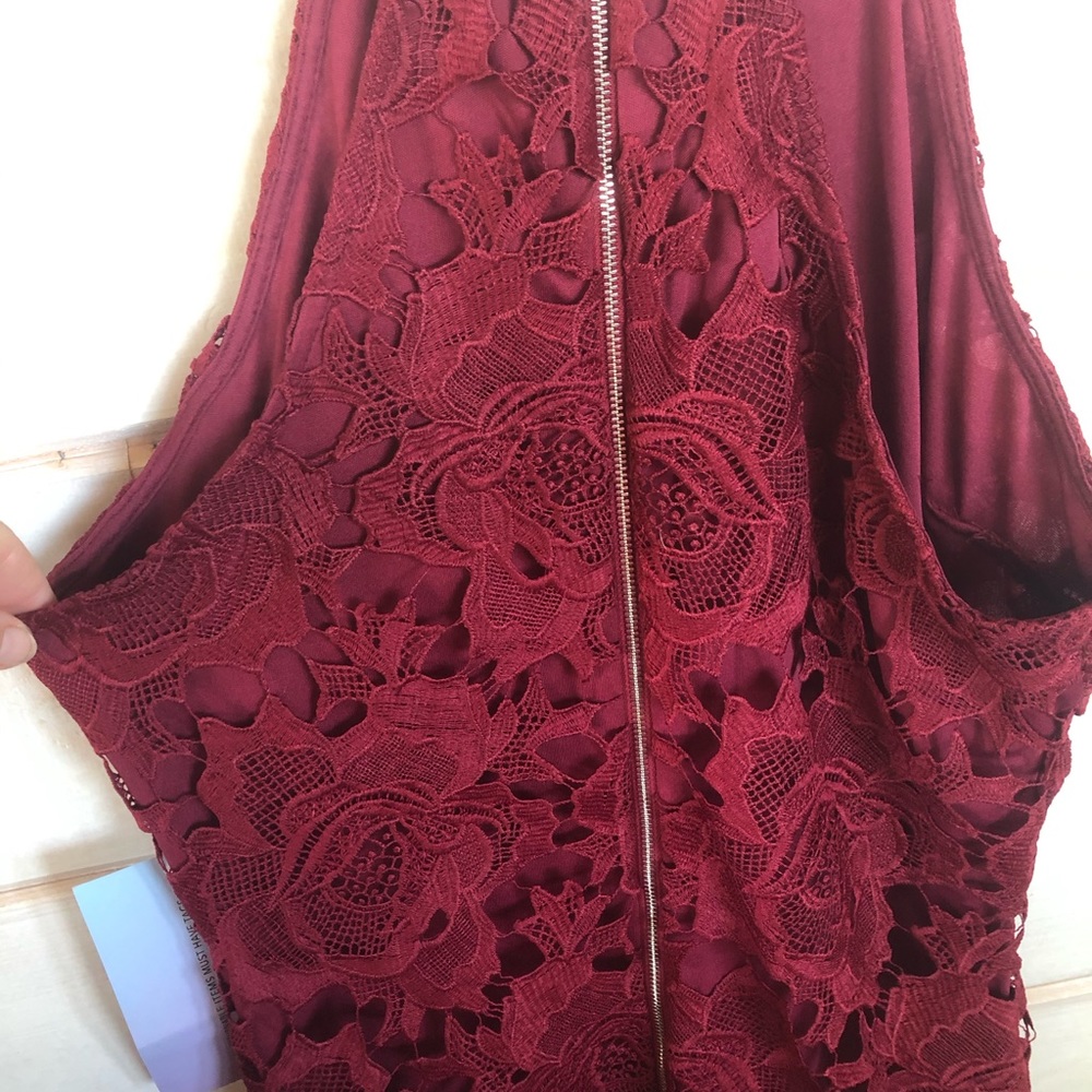 Just Me Dress - Picture 4 of 7